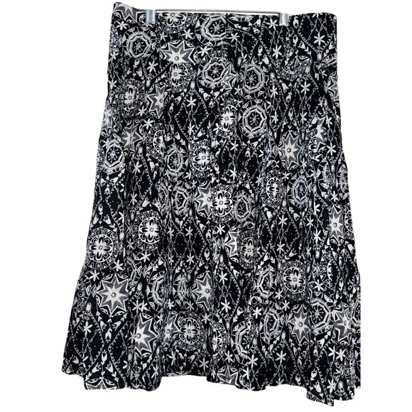 Black & White Floral Geometric Print Knee-Length Flared Skirt Apt. 9 Size 8 Cott - Picture 5 of 8